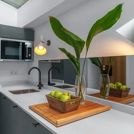 Sebastian Apartment *